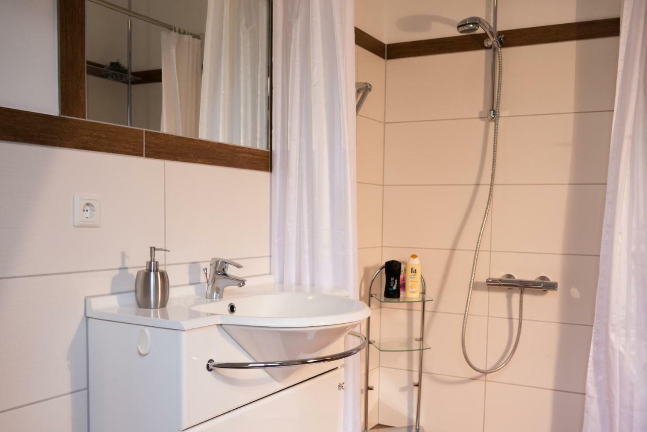 Appartamento Haus Helene Ochtendung Esterno foto