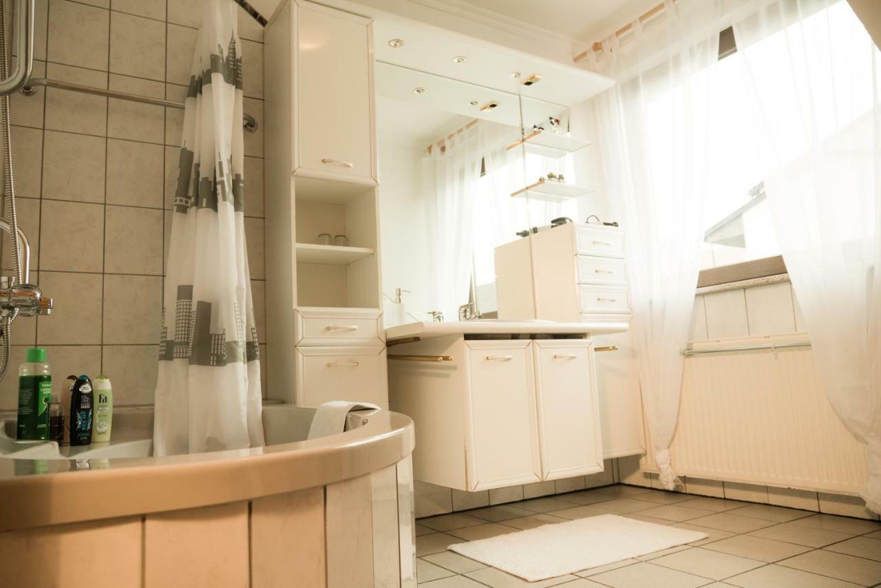 Appartamento Haus Helene Ochtendung Esterno foto