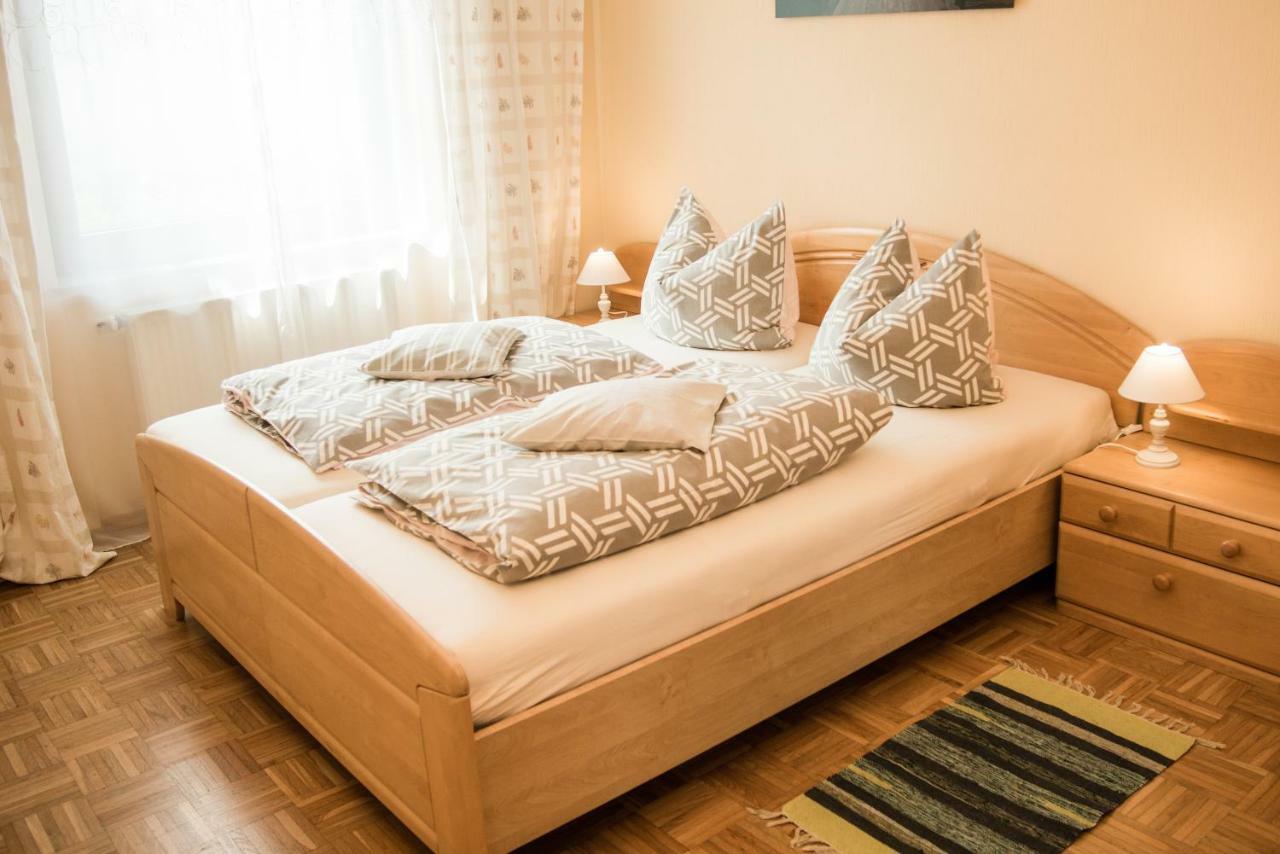 Appartamento Haus Helene Ochtendung Esterno foto