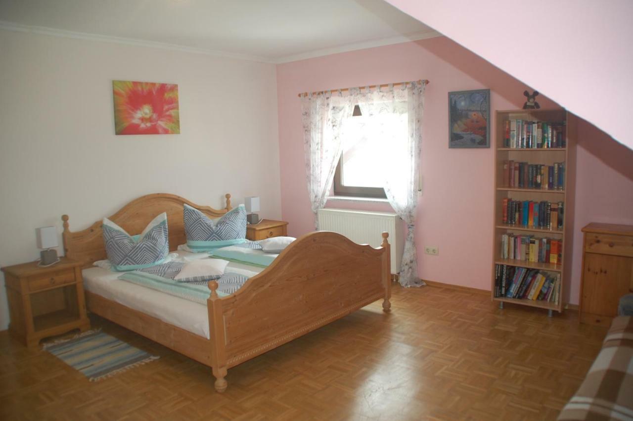 Appartamento Haus Helene Ochtendung Esterno foto